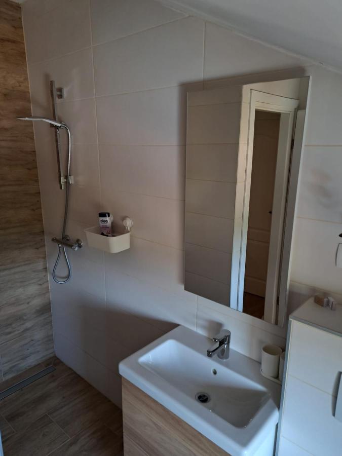Villa Venkin Dvor Novalja Ngoại thất bức ảnh